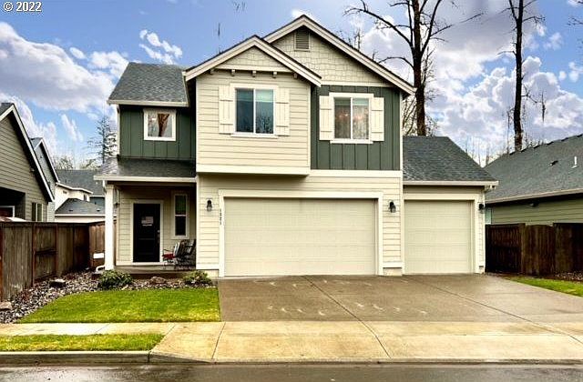 1st image of 1321 NE 11th Ave