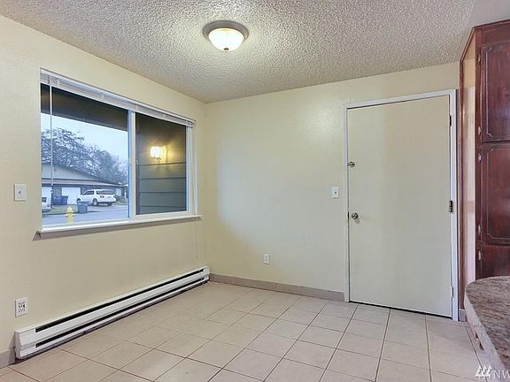 3rd image of 1318-1320 12th Ave NW