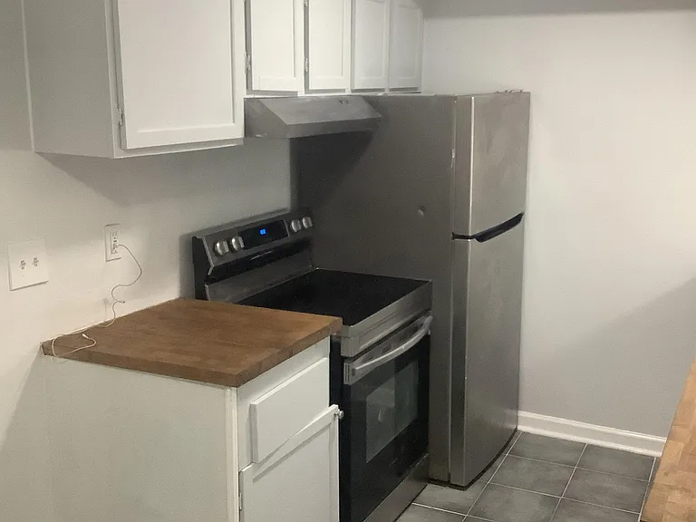 213 Camelot Dr #1 — Photo 7