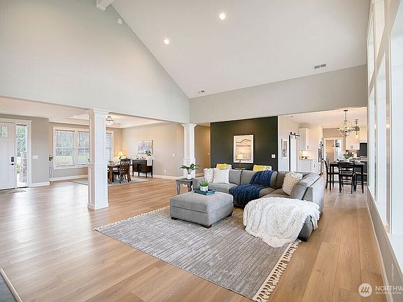 3rd image of 302 Waters Road