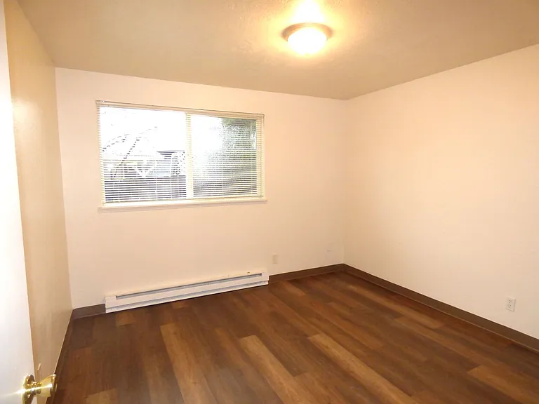 4014-4040 Arleta Ave NE — Photo 15