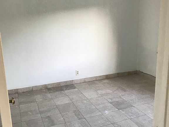 3rd image of 238 N Florence St #238