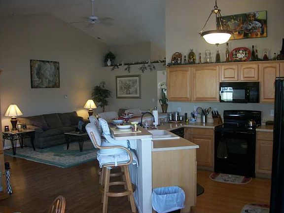4th image of 10746 Whippoorwill Ln