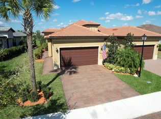 5117 Unity Sq, Vero Beach, FL 32967