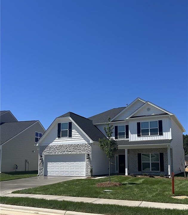 1st image of 8319 Lazy Sky Ln #71