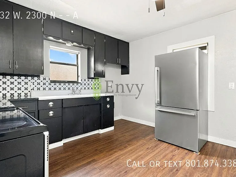 432 W 2300 N #A — Photo 8