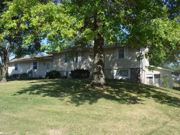 2154 Lynndale Ln, Oskaloosa, IA 52577