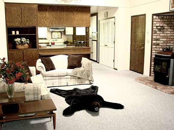 2nd image of 2490 Pine Dr
