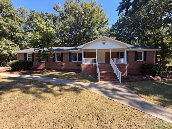 120 Smith St, Wingate, NC 28174