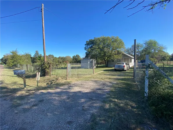 545 Oakdale Dr, Elm Mott, TX 76640