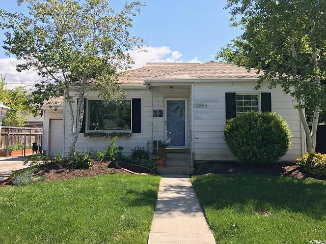 1st image of 2853 S Dearborn St