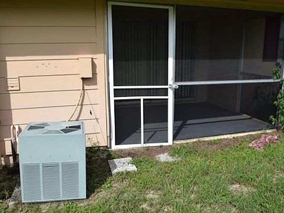 4th image of 7053 Balboa Dr #7053