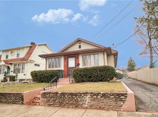 15 Blohm St, West Haven, CT 06516