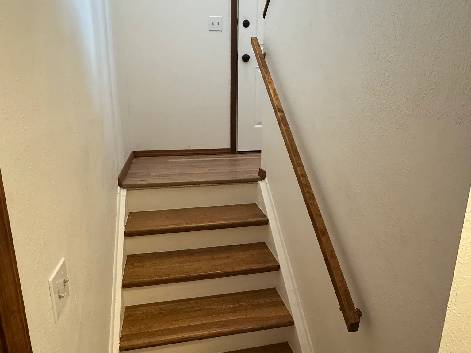 3 bed, 1150 sqft, $2,040 — Photo 4
