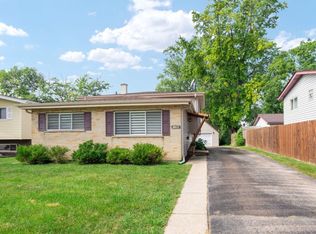 136 N May St, Addison, IL 60101