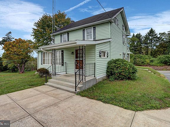 2nd image of 3244 Warm Spring Rd