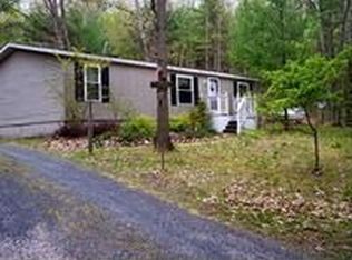 5791 Wayne Ave, Pentwater, MI 49449