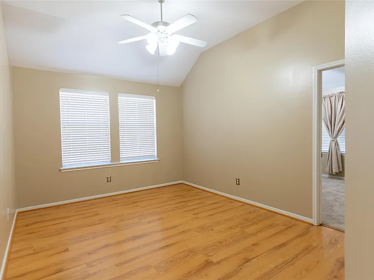 16123 Hitching Post Ct — Photo 12
