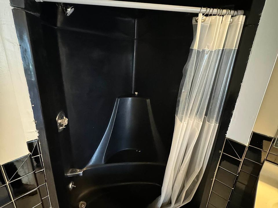 1st image of 353 W 51st St #6A