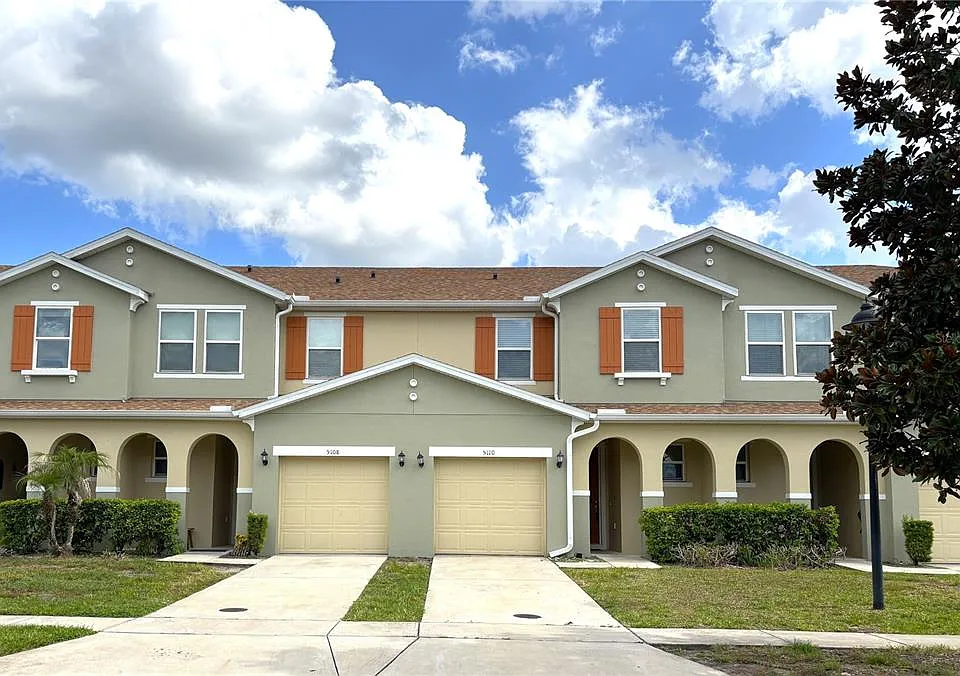 5110 Adelaide Dr