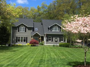 22 Millpond Ln, Holmes, NY 12531