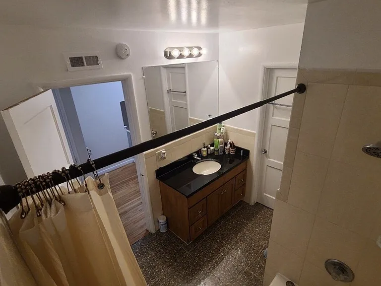13 Windsor Dr — Photo 6
