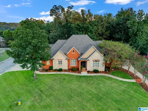 4429 Longwood Dr, Gardendale, AL 35071