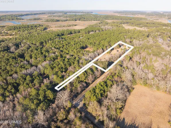 R Walker Ln, Saint Helena Island, SC 29920