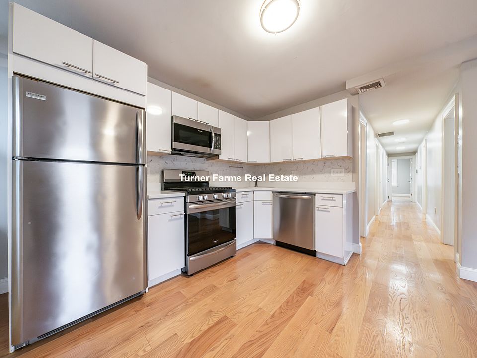 1st image of 124 Berkshire St #3B