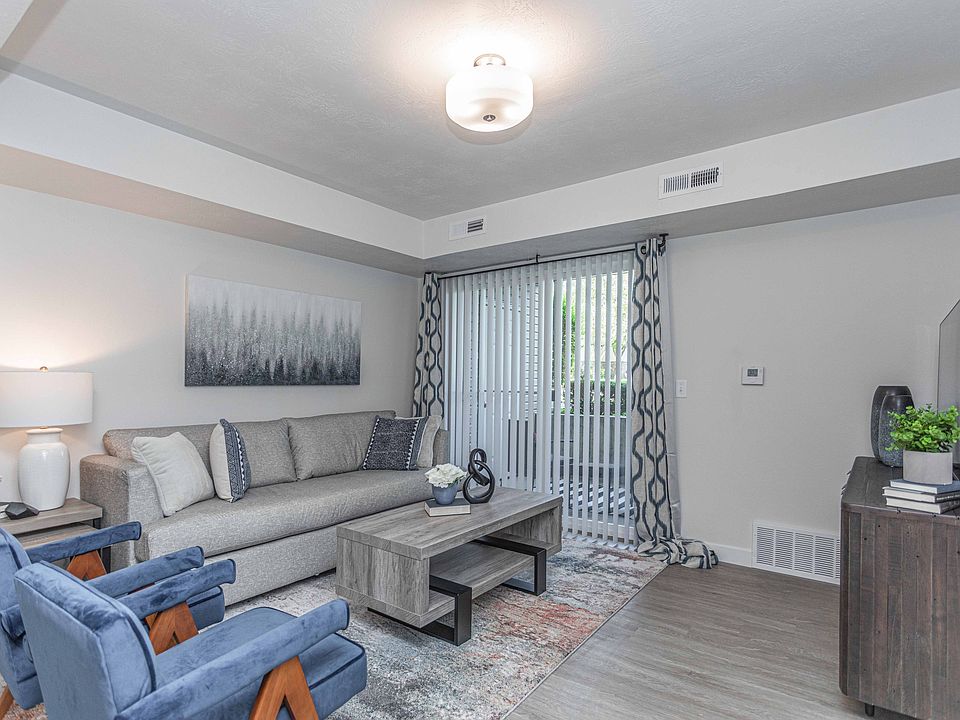 Remodeled Livingroom