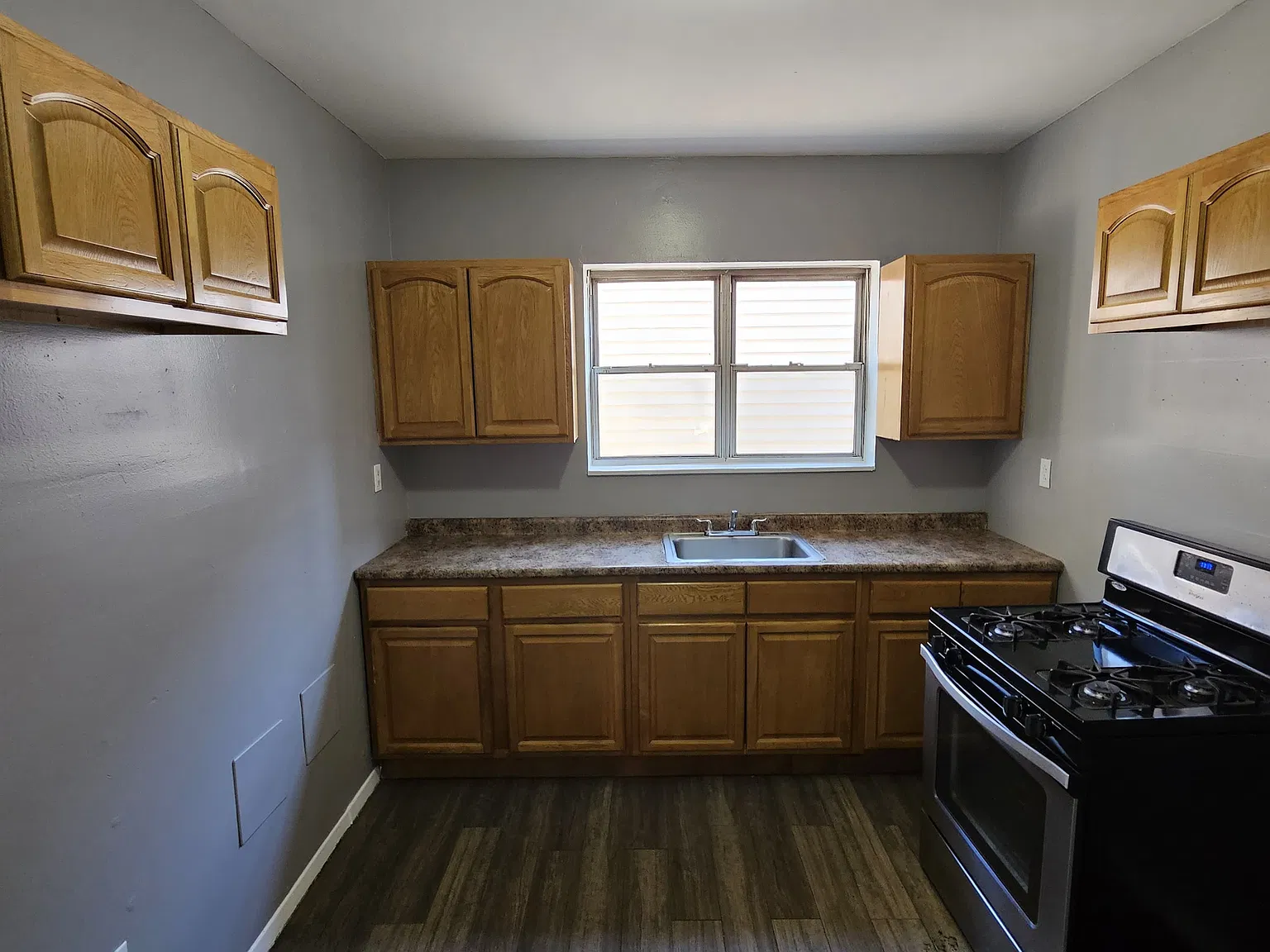 2 bed, $1,650 — Photo 4