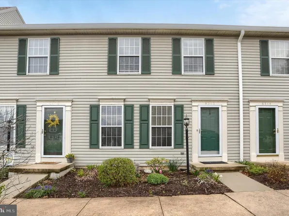 6312 Darlington Dr, Harrisburg, PA 17112