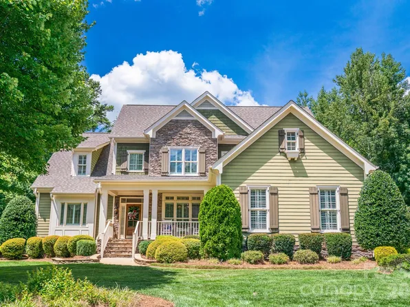 7755 Chapel Creek Dr, Denver, NC 28037