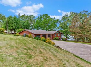 232 Inlet Point Rd, Fair Play, SC 29643