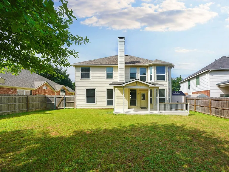 4736 Green Bluff Dr — Photo 52