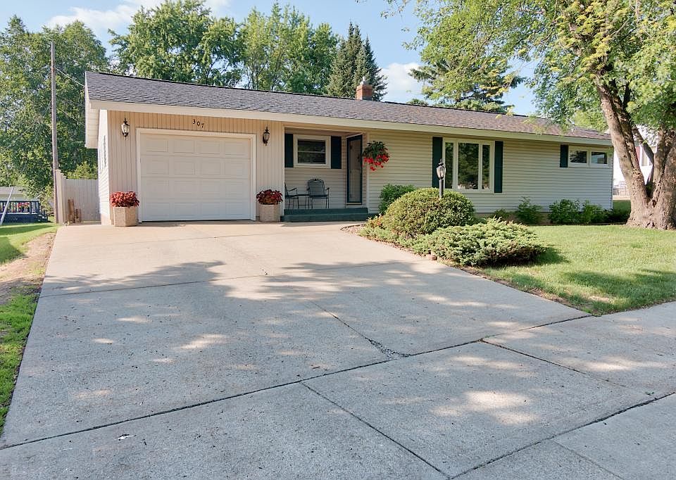 1st image of 307 Mesabi Dr