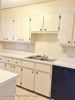 5th image of 415 Northside Dr #B3