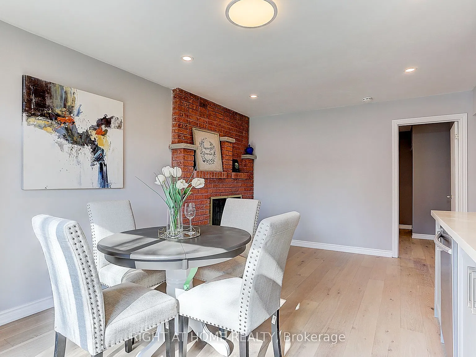 2 bed, $2,500 — Photo 3