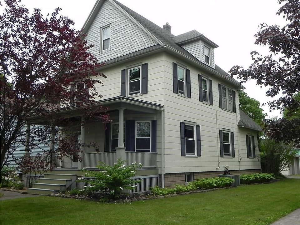 1st image of 4 Beach St