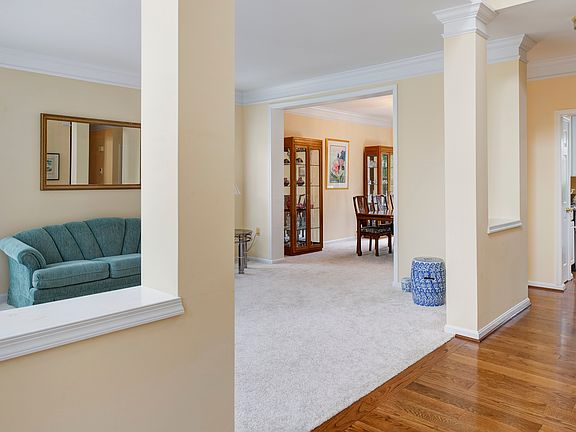 46428 Springwood Ct Sterling