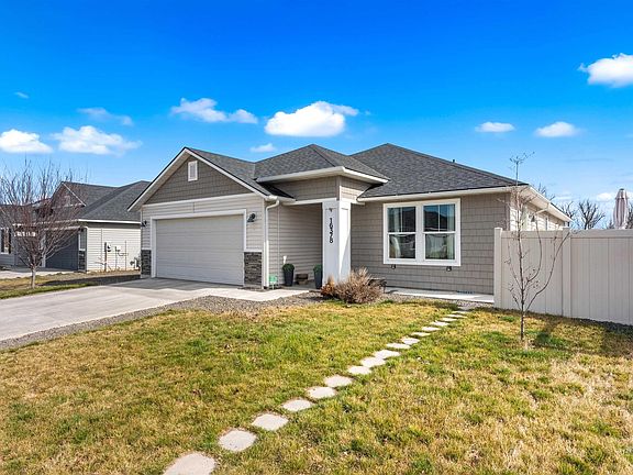 3rd image of 16378 Kelso Way