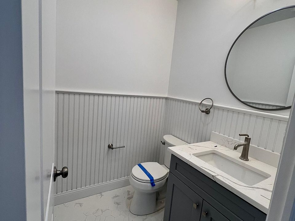 1st image of 1507 Barbara Ln #2