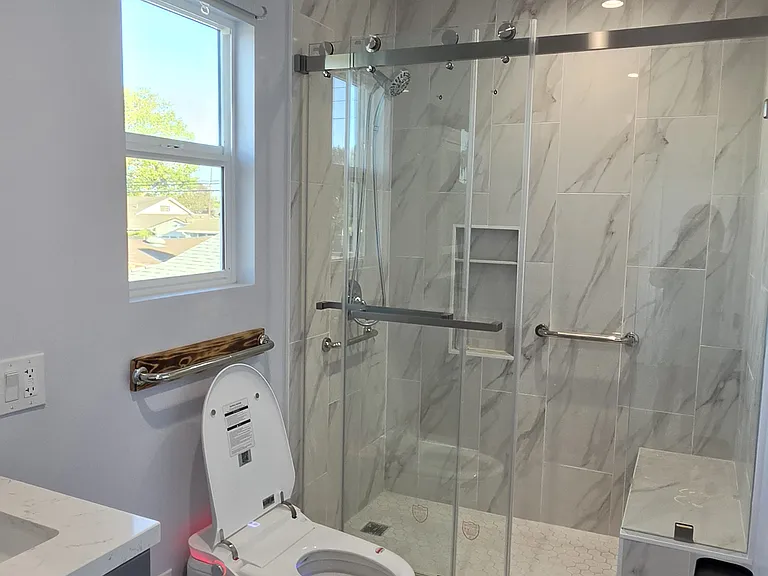 1301 W Laster Ave — Photo 20