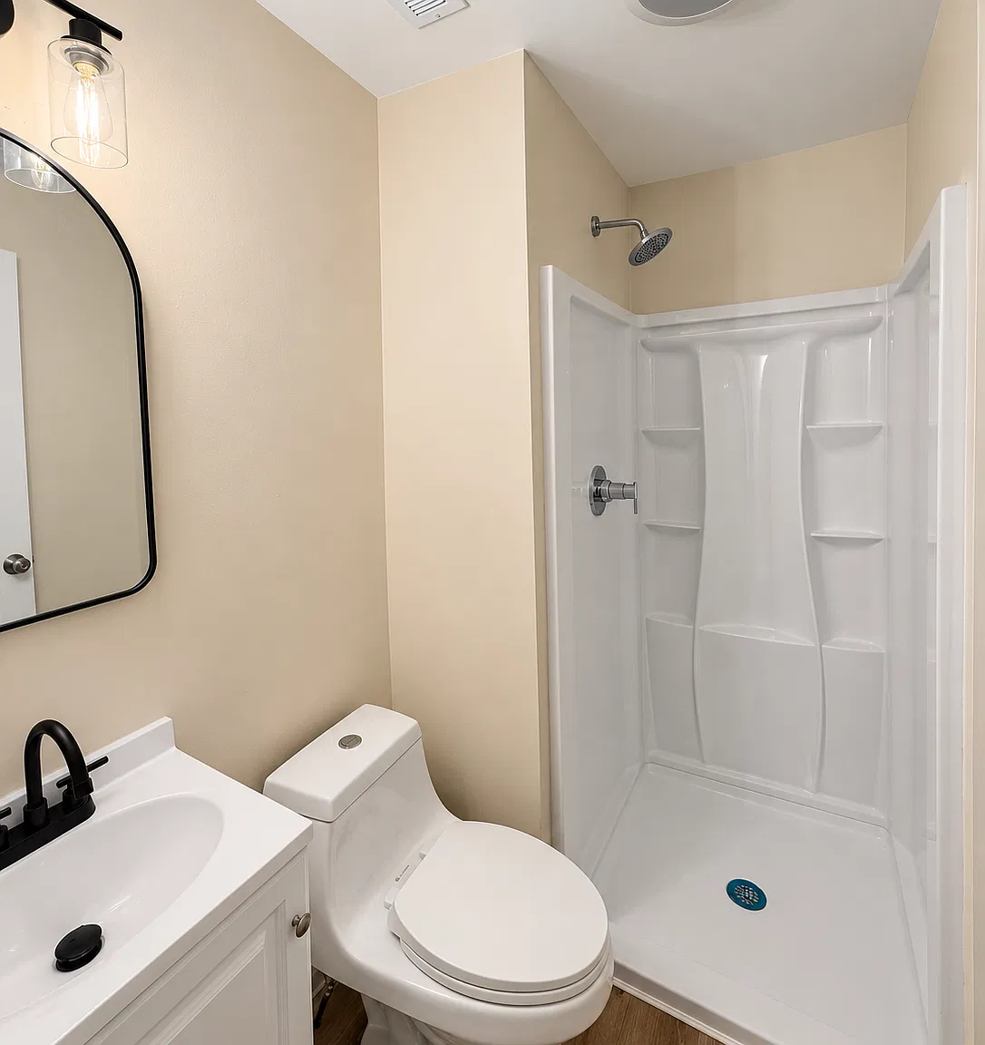 3 bed, 1016 sqft, $2,400 — Photo 4