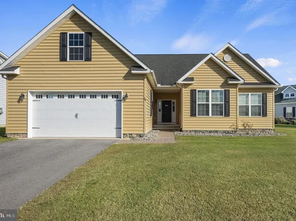 20 High Meadow Dr, Felton, DE 19943