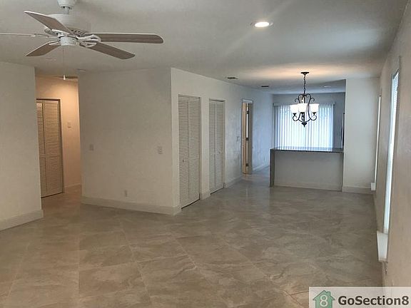 3rd image of 4762 Orleans Ct APT D