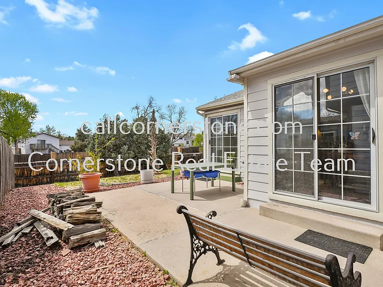 8640 Boxelder Dr — Photo 33
