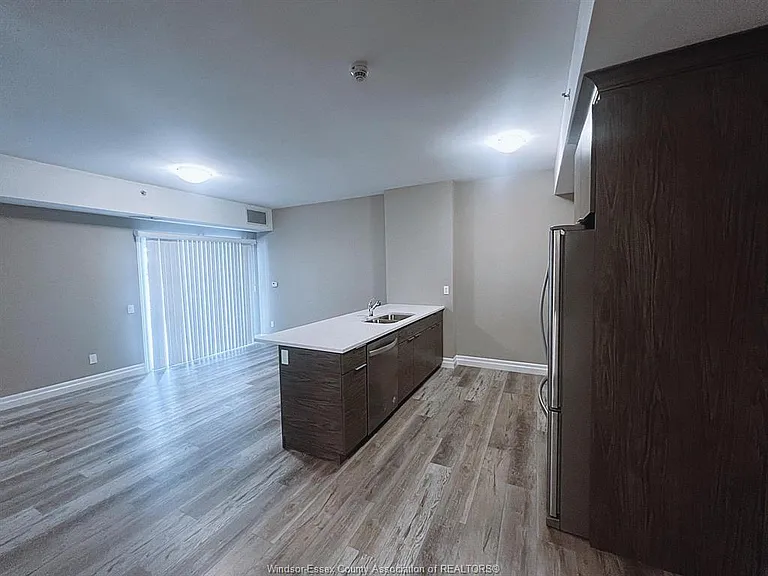 955 Ouellette Ave #102 — Photo 13