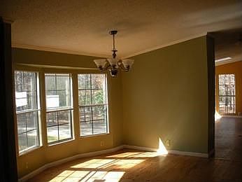 5th image of 95 Brookstone Dr