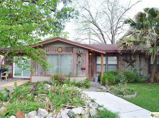 3504 Meadowlane St, Victoria, TX 77901
